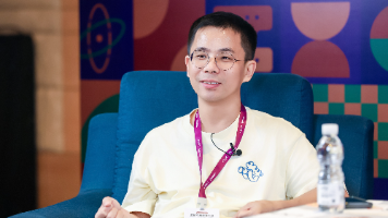 对话玉伯：“前端之神”的 AI 新战事 | 万有引力