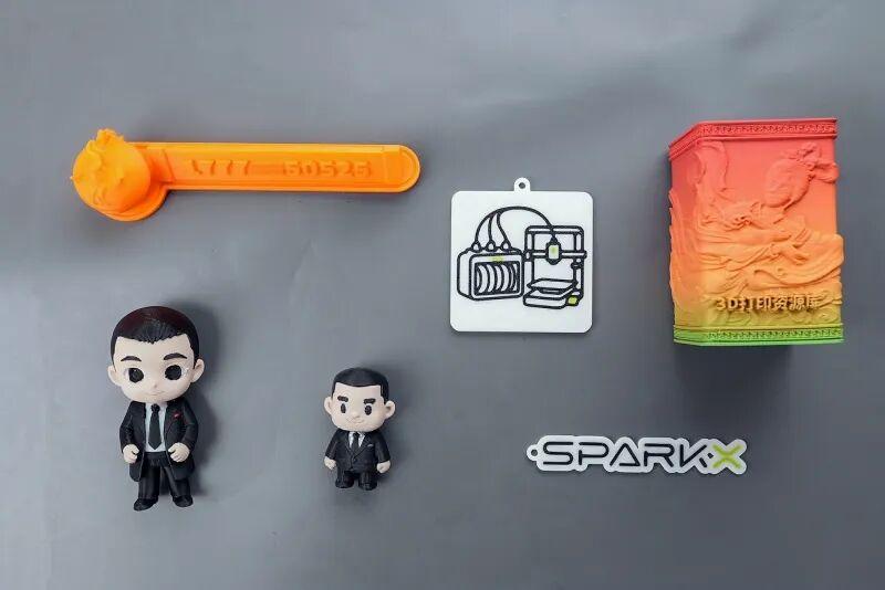 SPARKX i7：一台能够走进家庭的智能3D打印机