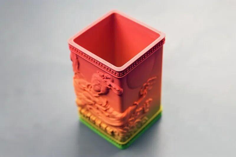 SPARKX i7：一台能够走进家庭的智能3D打印机