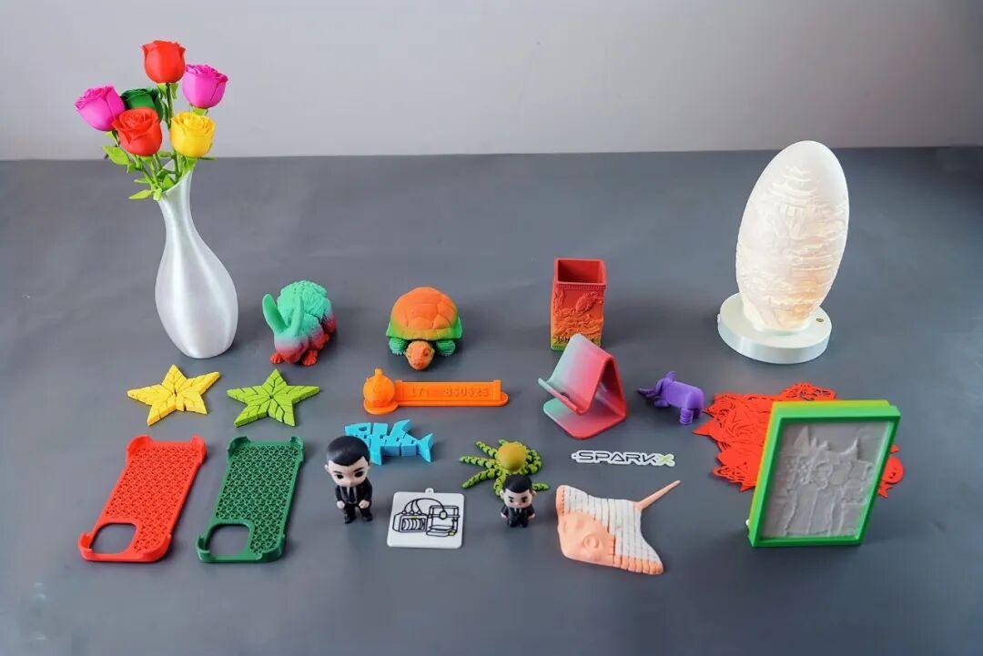 SPARKX i7：一台能够走进家庭的智能3D打印机