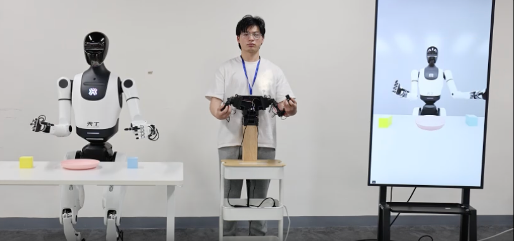 让 AI 学会“动手”，得先有一个能动手的世界